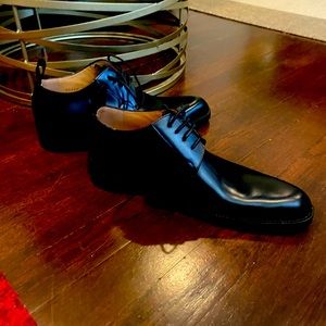 Brand new Dries Van Noten black oxfords